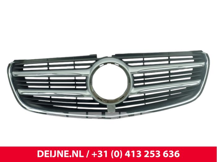 Mercedes Vito Grille O315719