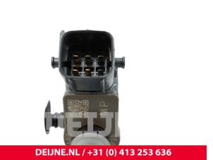 Volvo V90 Einspritzdüse (Diesel) O315746 foto 2