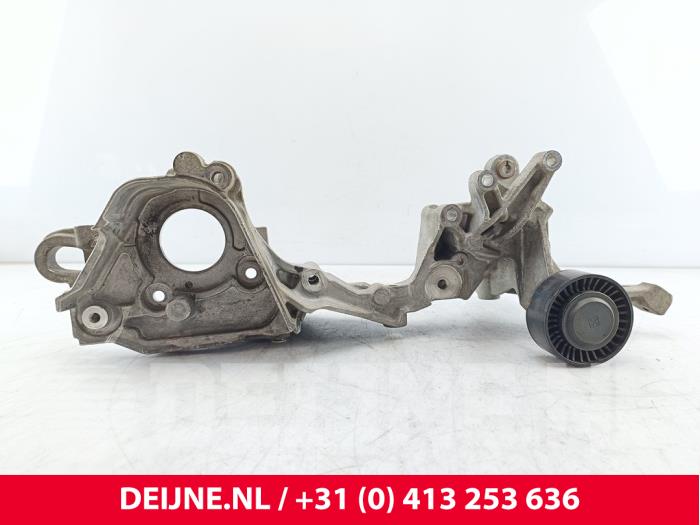 Volkswagen Transporter Klimapumpe Stütze O315825