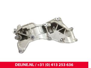 Volvo V60 Dynamosteun boven O315827 foto 3