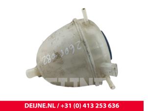 Volkswagen Transporter Expansion vessel O315829 photo 2