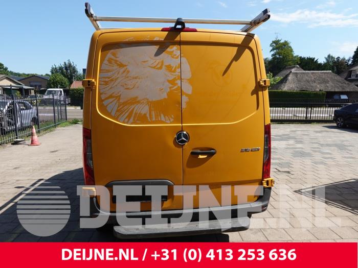 Mercedes Sprinter Minibus/van rear door O316116