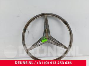 Mercedes Sprinter Emblem O316147 foto 2