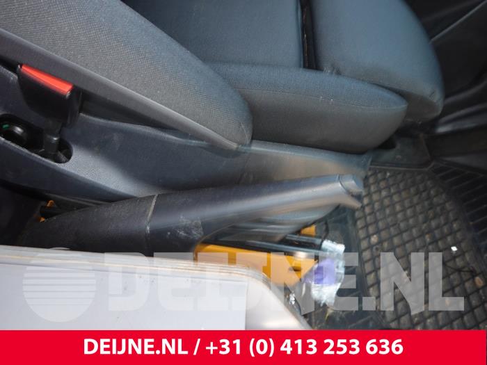 Mercedes Sprinter Handbremsgriff O316153
