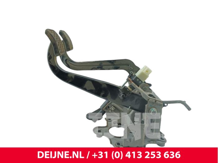 Maxus eDeliver 9 Rempedaal O316258