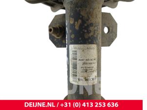 Mercedes Vito Schokdemperpoot links-voor O316265 foto 2