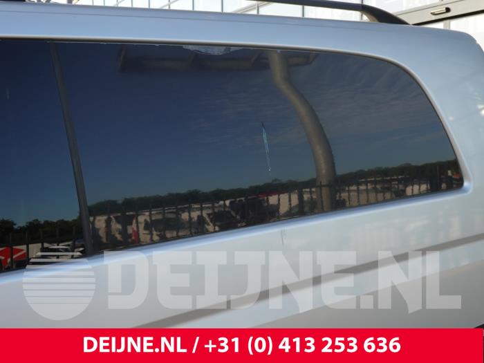 Mercedes Vito Zusätzliches Fenster 2-türig links hinten O316319