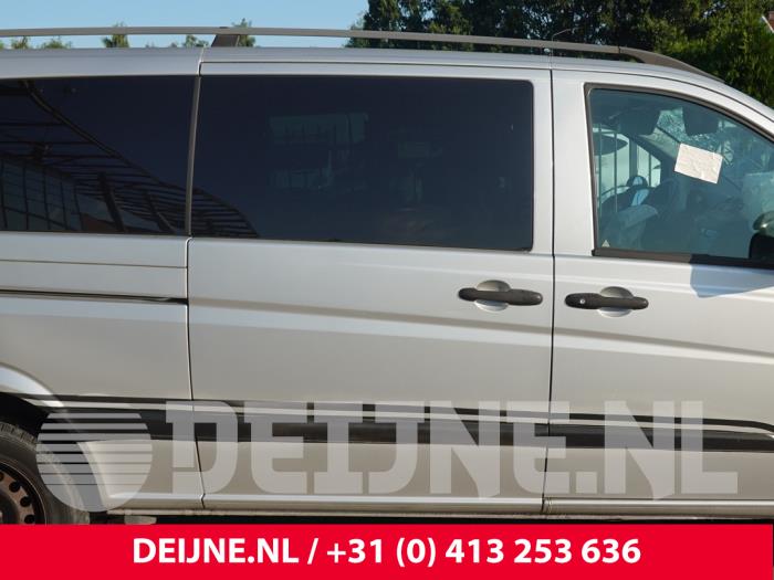 Mercedes Vito Schiebetür rechts O316363