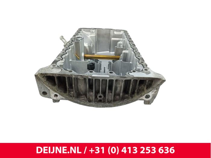Gebruikte Carterpan Volvo V70 (BW) 2.0 D3 20V Prijs € 250,00 Margeregeling aangeboden door van Deijne Onderdelen Uden B.V.