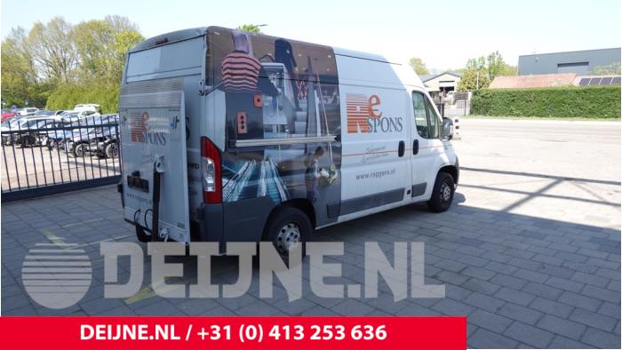 Fiat Ducato Bumperhoek rechts-achter O316530