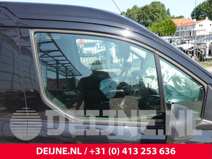 Ford Transit Connect Türscheibe 2-türig rechts O316645