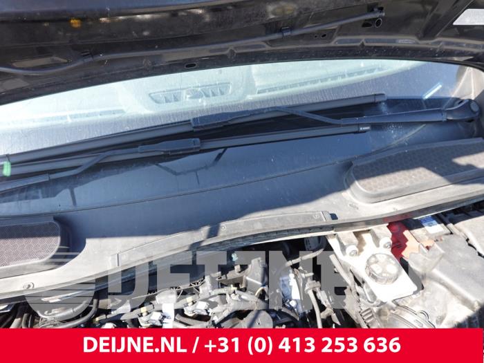 Ford Transit Connect Scheibenwischerarm vorne O316612
