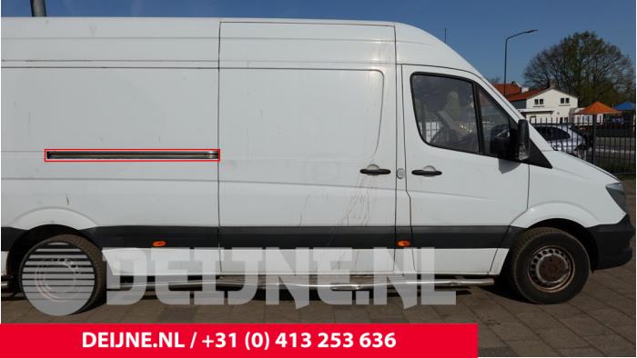 Mercedes Sprinter Schiebetür Schiene rechts O316501