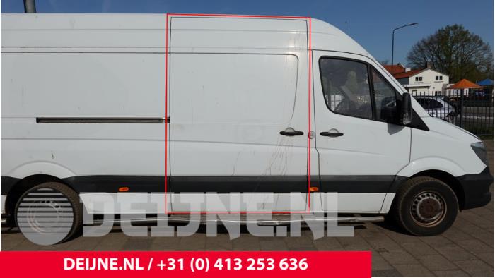 Mercedes Sprinter Schiebetür rechts O316502