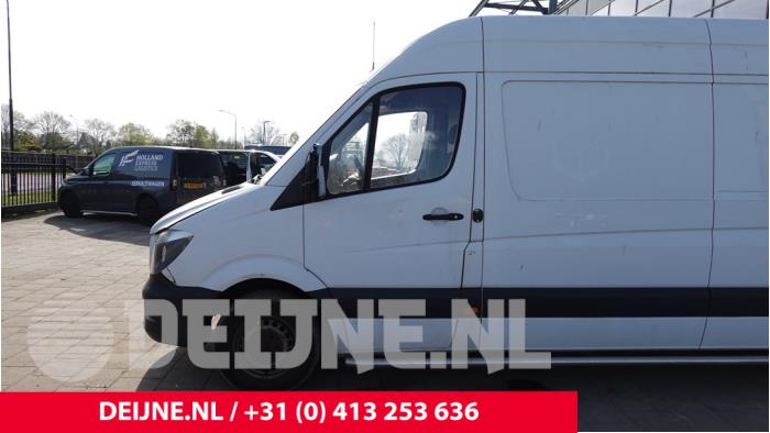 Mercedes Sprinter Tür 2-türig links O316483