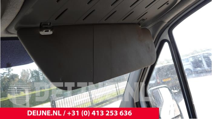 Mercedes Sprinter Zonneklep O316523