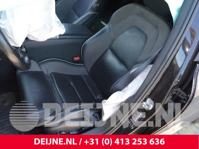 Volvo S60 Sitz links O316862