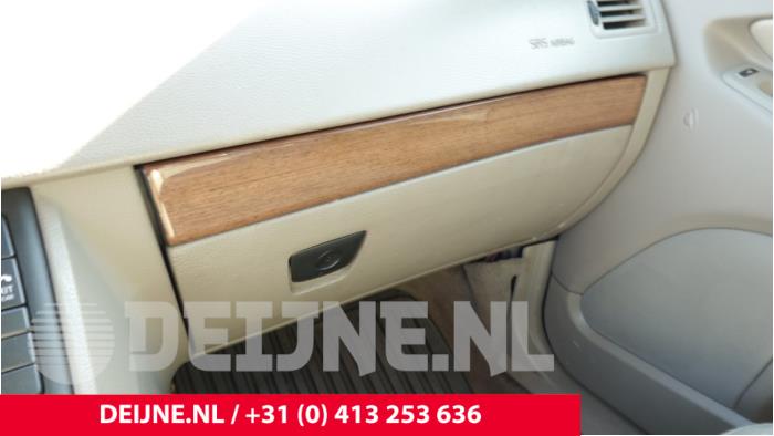 Volvo XC90 Handschuhfach O316928