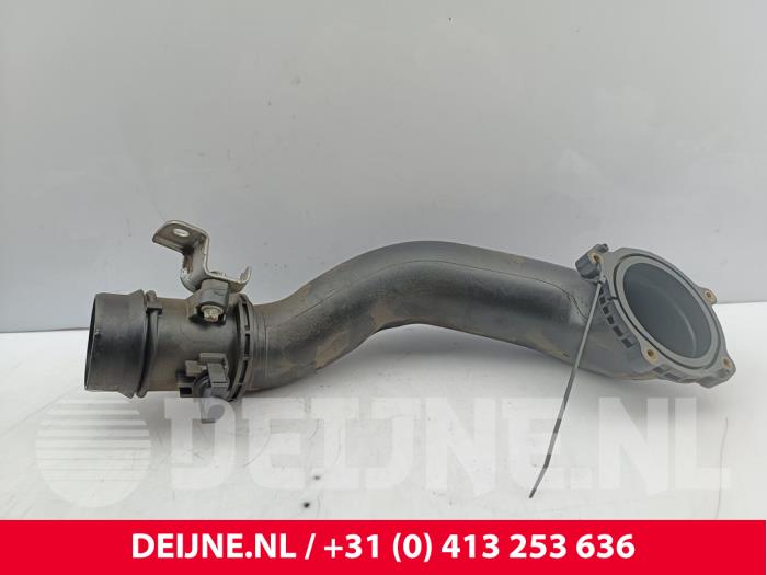 Gebruikte Intercooler Buis Mercedes Vito (639.6) 2.2 113 CDI 16V Euro 5 Prijs € 24,20 Inclusief btw aangeboden door van Deijne Onderdelen Uden B.V.
