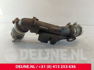 Toyota Pro-Ace Intercooler Rohr O317272 foto 2