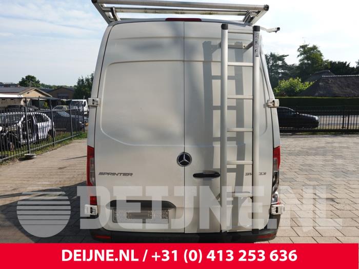 Mercedes Sprinter Achterdeur Bus-Bestelauto O317300