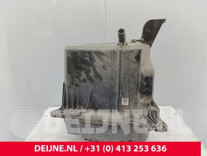 Mercedes Sprinter Adblue tank O317302 foto 3
