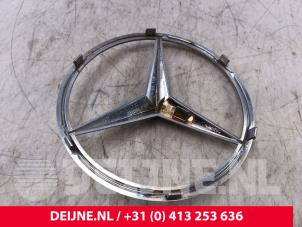 Mercedes Sprinter Emblem O317326 foto 2