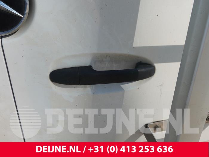 Mercedes Sprinter Griff Hecktür Lieferwagen O317334