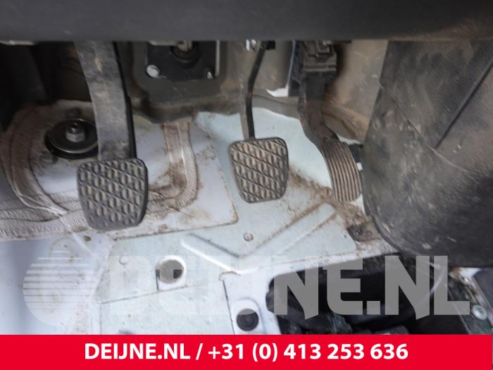 Mercedes Sprinter Koppelingspedaal O317343
