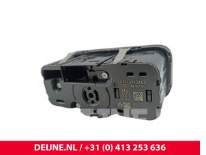 Mercedes Sprinter Licht Schalter O317344 foto 2