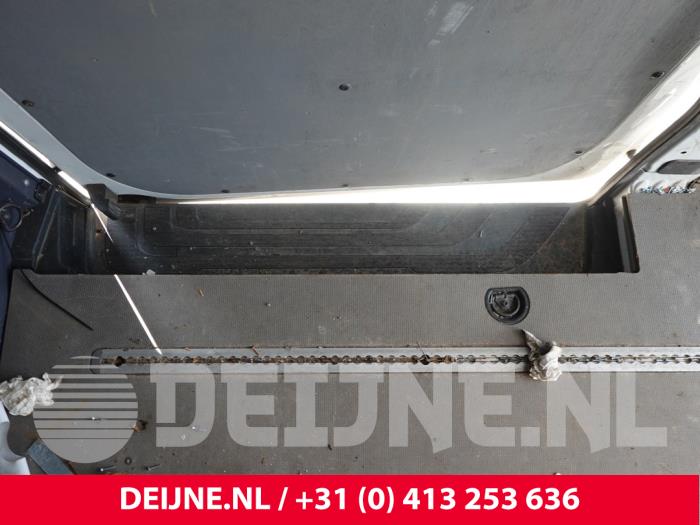 Mercedes Sprinter Schiebetür Einstieg rechts O317379