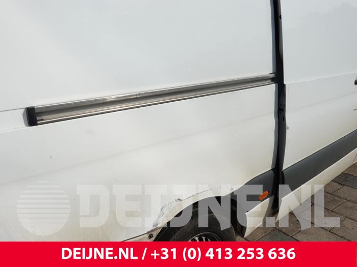 Mercedes Sprinter Schuifdeur Rail rechts O317380