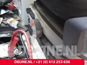 Mercedes Sprinter Stoel links O317387 foto 2