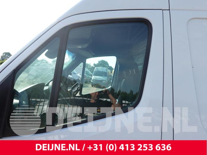 Mercedes Sprinter Türscheibe 2-türig links O317410