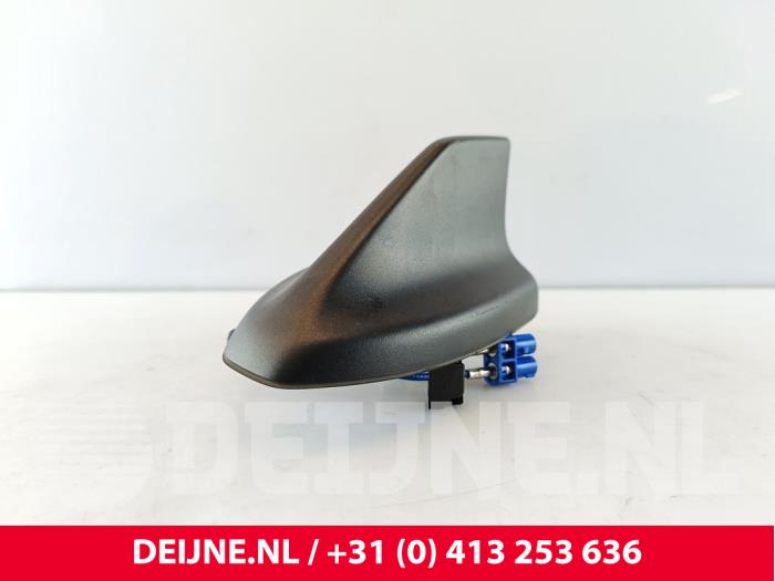 Gebruikte Antenne Ford Transit Connect (PJ2) 1.5 EcoBlue Prijs € 18,15 Inclusief btw aangeboden door van Deijne Onderdelen Uden B.V.