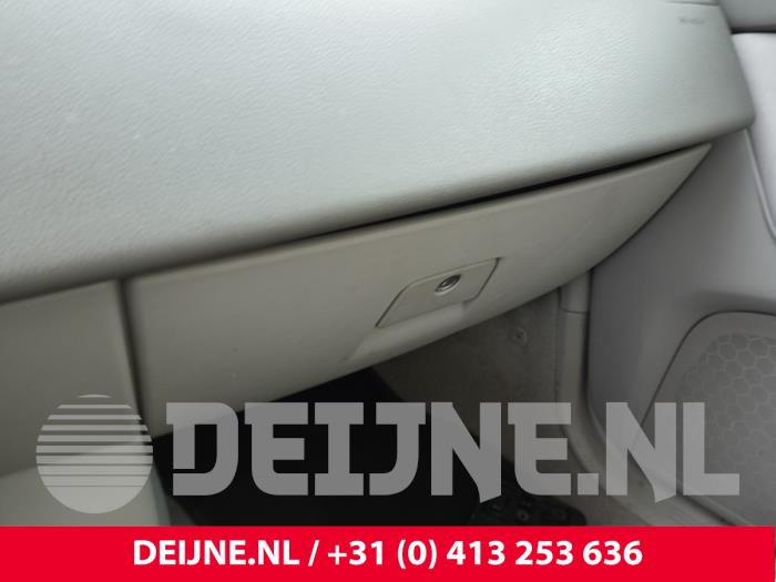 Volvo S40 Handschuhfach O317449