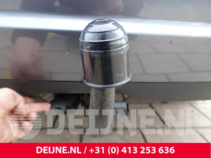 Volvo S40 Anhängerkupplung O317515