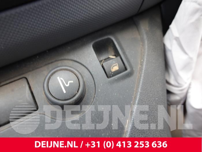 Citroen Berlingo Elektrisches Fenster Schalter O317899