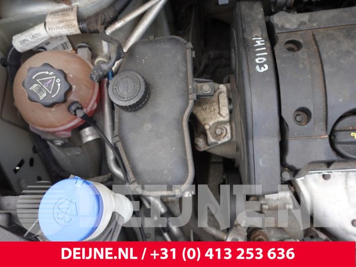 Citroen Berlingo Ausgleichsbehälter O317900