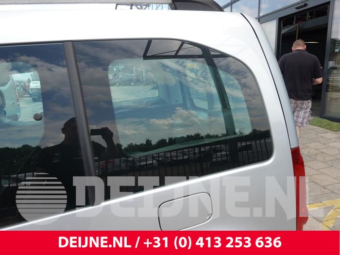 Citroen Berlingo Zusätzliches Fenster 2-türig links hinten O317903
