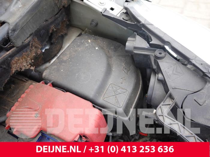 Citroen Berlingo Fuse box O317983