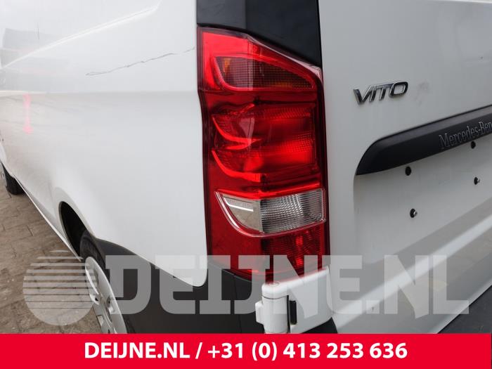 Mercedes Vito Rücklicht links O317867