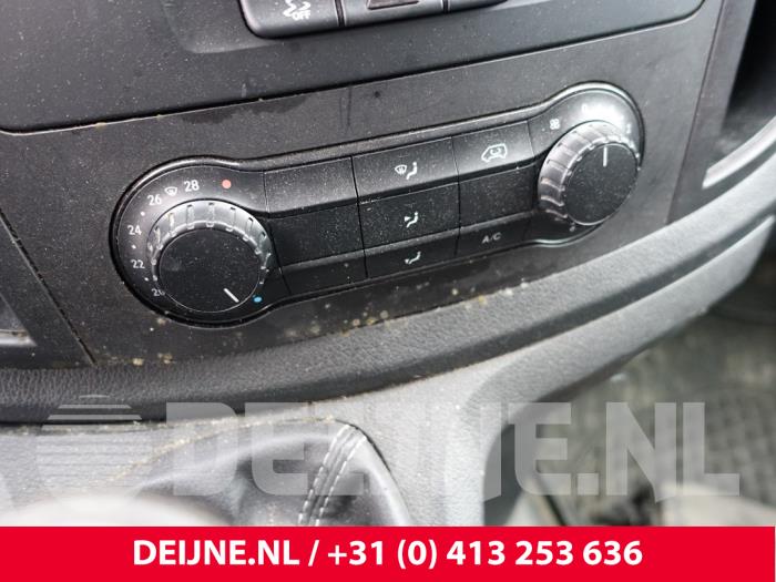 Mercedes Vito Heizung Bedienpaneel O318034