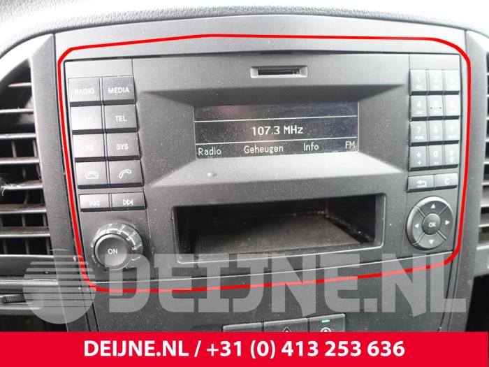 Mercedes Vito Radio O318048