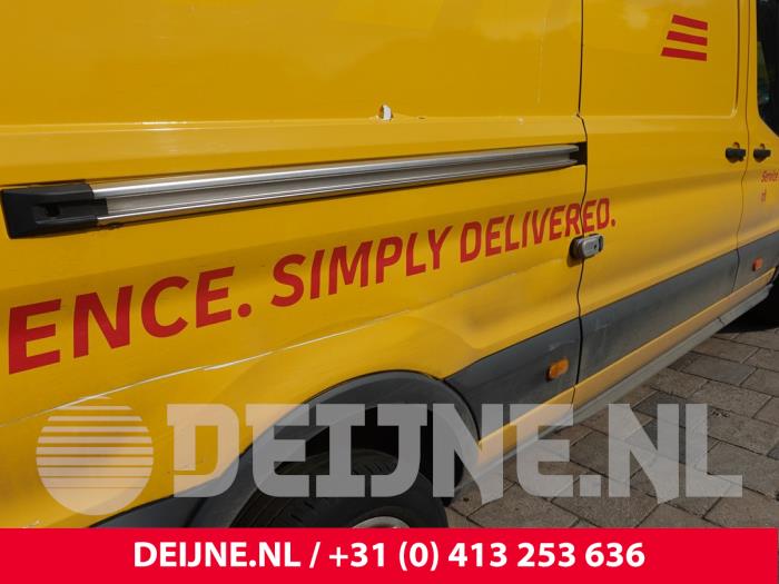 Ford Transit Schiebetür Schiene rechts O318185