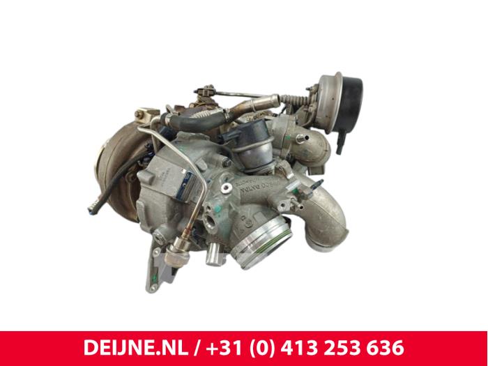 Gebruikte G-lader Volvo V60 II (ZW) 2.0 B4 16V Mild Hybrid Prijs € 1.200,00 Margeregeling aangeboden door van Deijne Onderdelen Uden B.V.