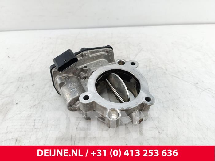 Gebruikte Gasklephuis Volvo V60 II (ZW) 2.0 B4 16V Mild Hybrid Prijs € 170,00 Margeregeling aangeboden door van Deijne Onderdelen Uden B.V.