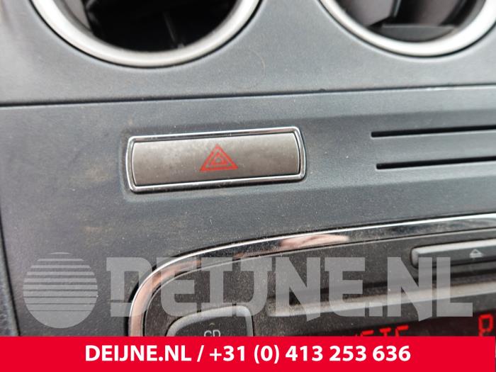 Ford Transit Connect Panikbeleuchtung Schalter O318428