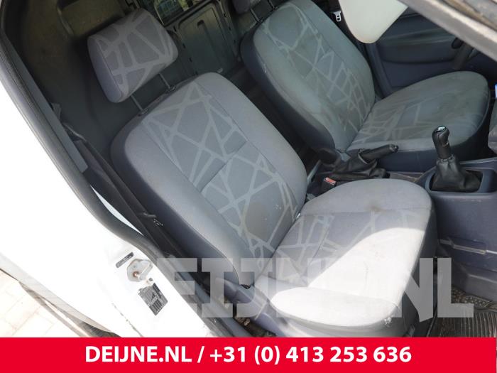 Ford Transit Connect Sitz rechts O318454