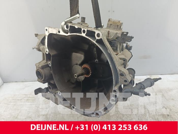 Peugeot Expert Getriebe O318579